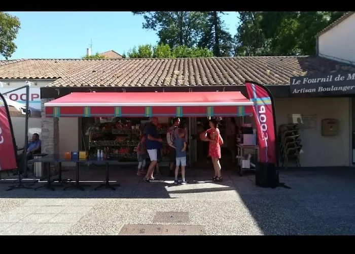 Maison De Plain-pied Au Calme Avec Piscine * L'Houmeau